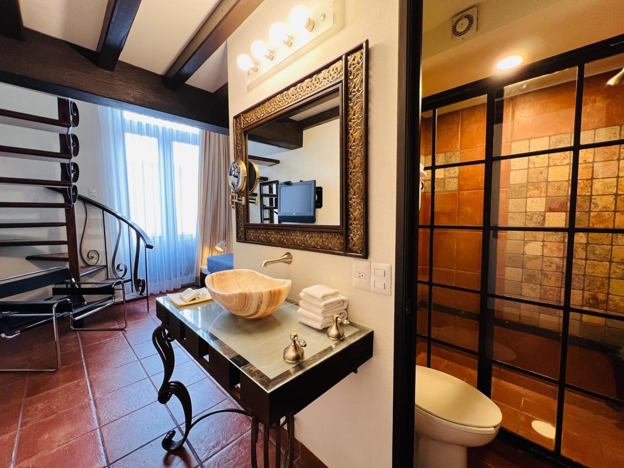 Herencia By Hosting House Hotel